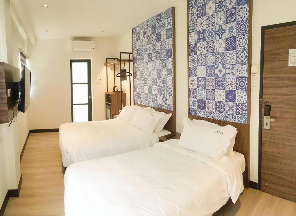 Styles Hotel Malacca Exteriör bild